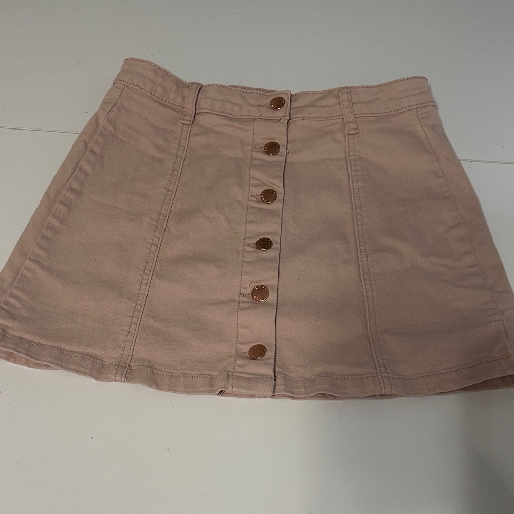 Forever 21 Button-Front Mini Skirt in Light Pink